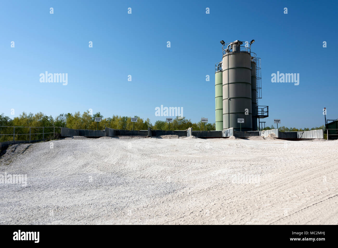 Kies factory Strukturen und Details Stockfoto