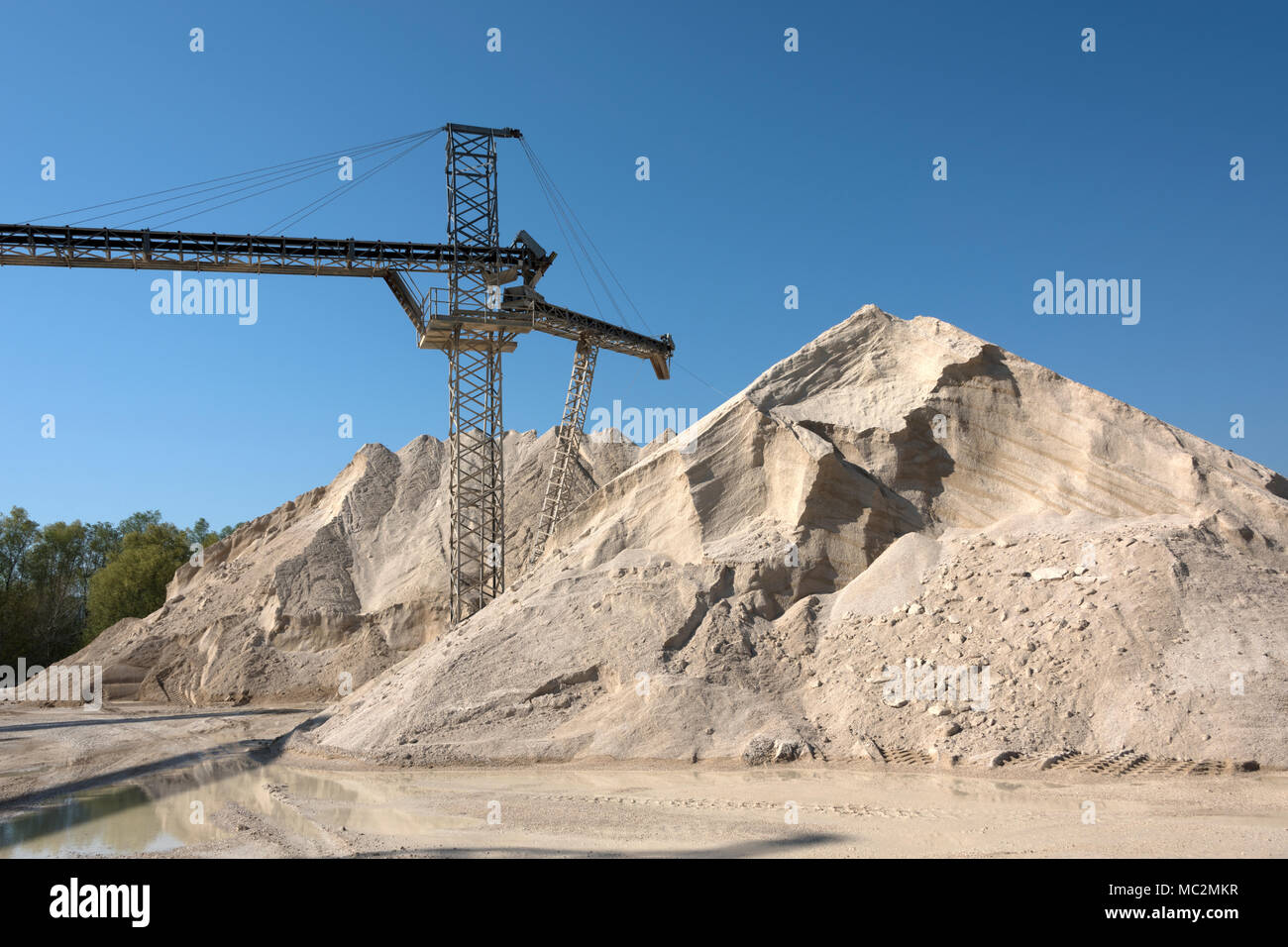 Kies factory Strukturen und Details Stockfoto