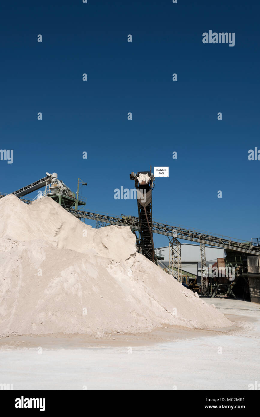 Kies factory Strukturen und Details Stockfoto