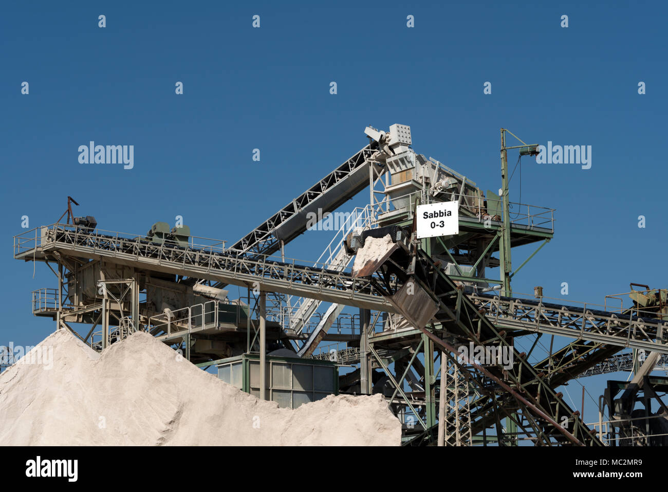 Kies factory Strukturen und Details Stockfoto