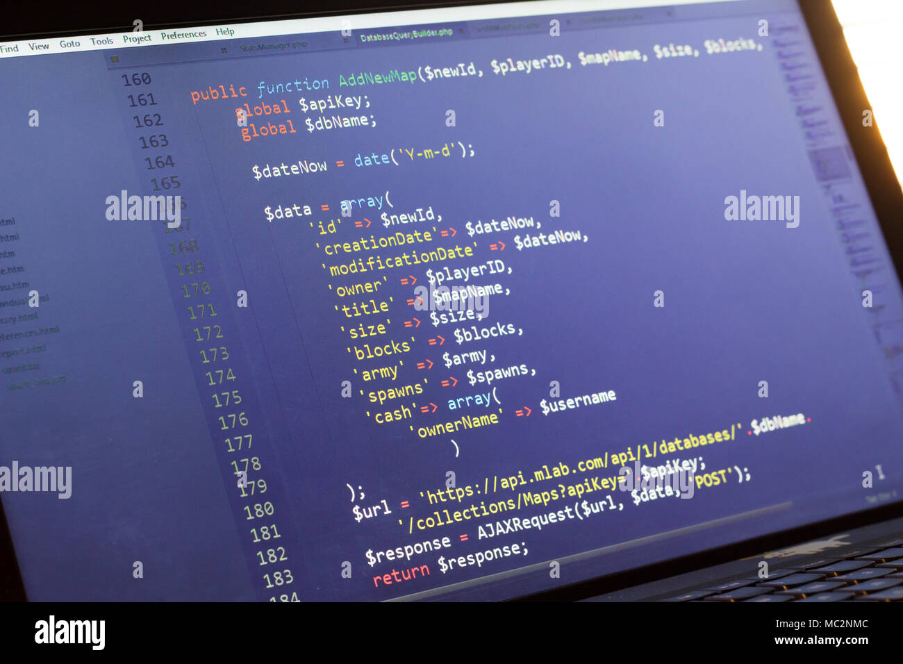 PHP-Code. Computer Quellcode. Abstrakte Bild der Web Developer. Die digitale Technologie moderne Hintergrund. Code wird von mysel erstellt Stockfoto