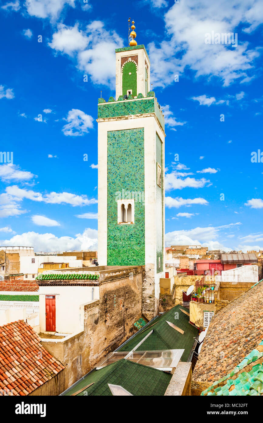 Die Madrasa Bou Inania ist eine Madrasa in Meknes, Marokko. Medrese Bou Inania ist als hervorragendes Beispiel für Marinid Architektur anerkannt, in entfernt Stockfoto