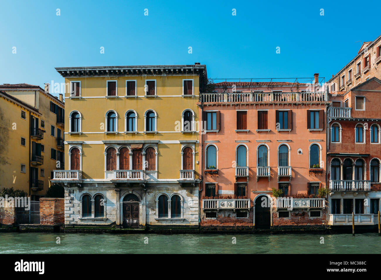 Historischen venezianischen Architektur, die auf den Canal Grande. Stockfoto