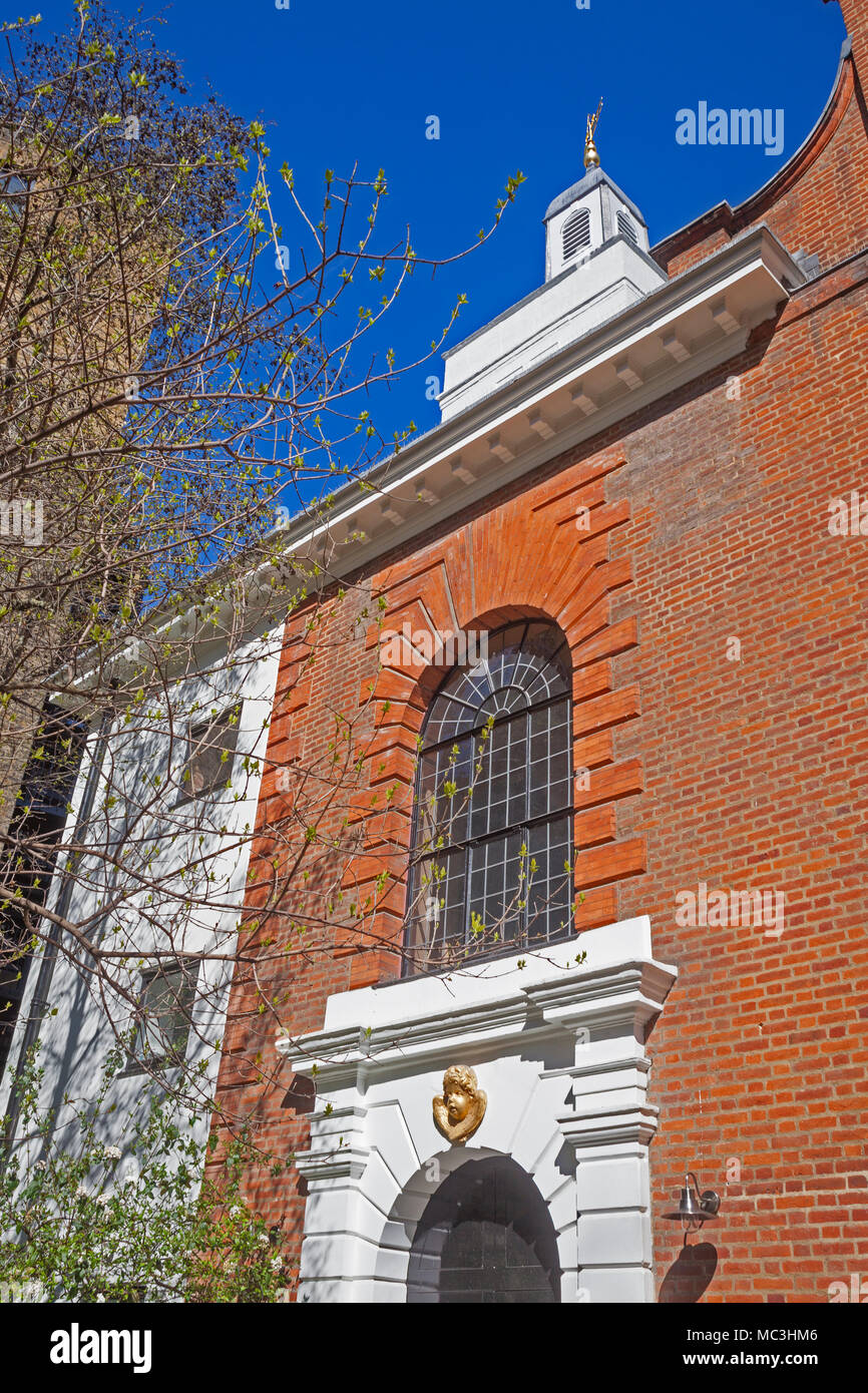 Stadt London, die Kirche der Hl. Anna und St. Agnes in Gresham Street - der doppelte Hingabe einzigartig in der Stadt Kirchen Stockfoto