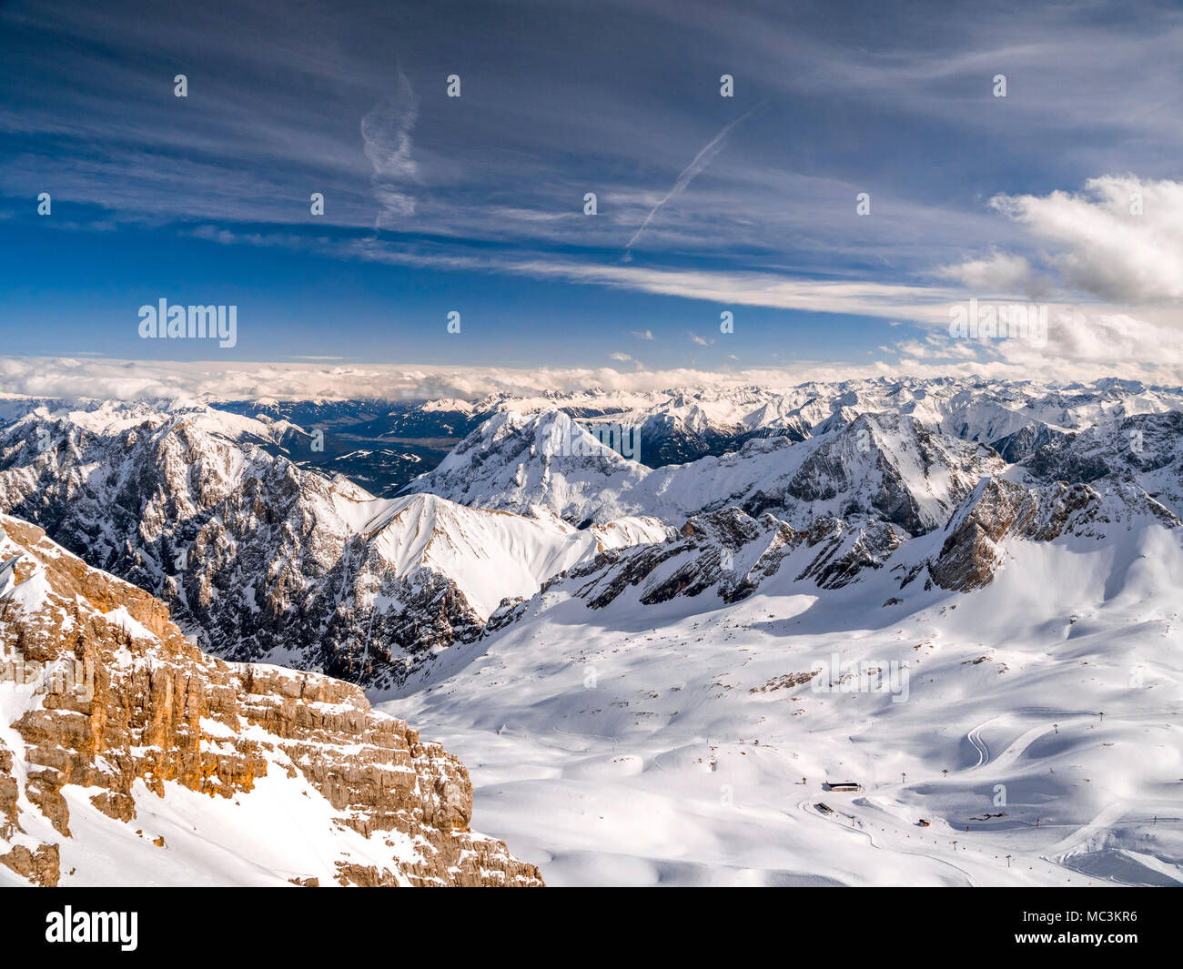 Höchster Berg Von Deutschland Blick von der Zugspitze (2962 m), dem höchsten Berg Deutschlands der
