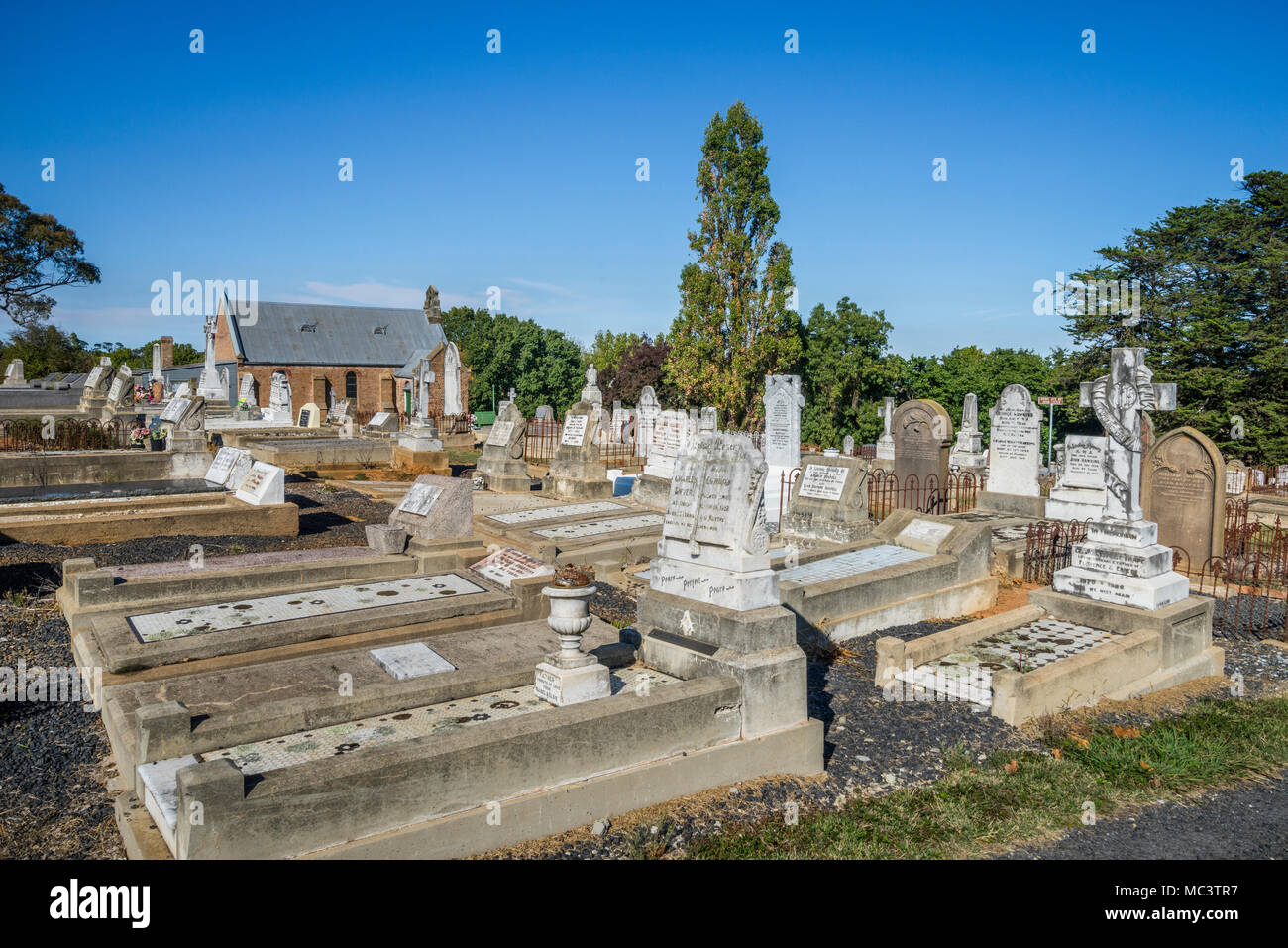 Millthorpe Friedhof mit historischen Grabstätten von Pioneer Familien der Region, Millthorpe, Central West New South Wales, Australien Stockfoto