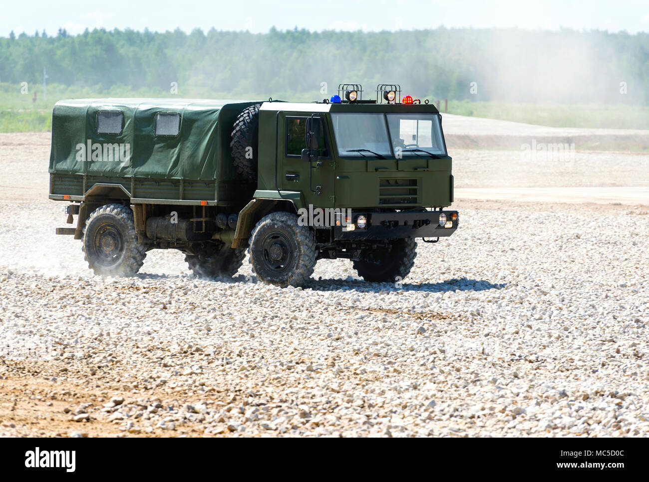 Gelandewagen Armee Stockfotos Und Bilder Kaufen Alamy