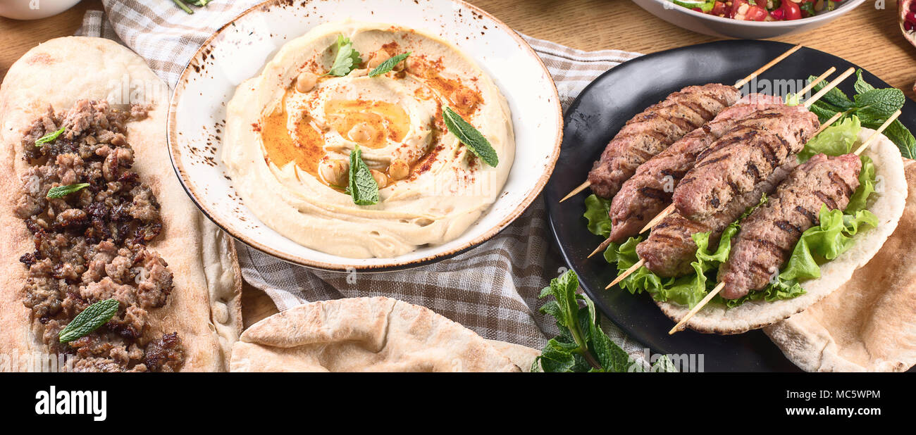Libanesische Küche. Im Nahen und Mittleren Osten traditionelle Küche. Ansicht von oben Stockfoto
