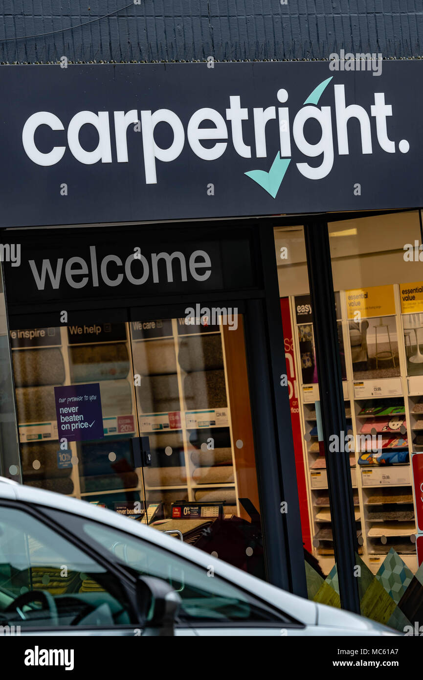 Carpetright sagt, es schließt 92 Filialen und 300 Arbeitsplätze als Teil eines Umstrukturierungsplans. Das Unternehmen plant ein Unternehmen freiwillige Anordnung Stockfoto