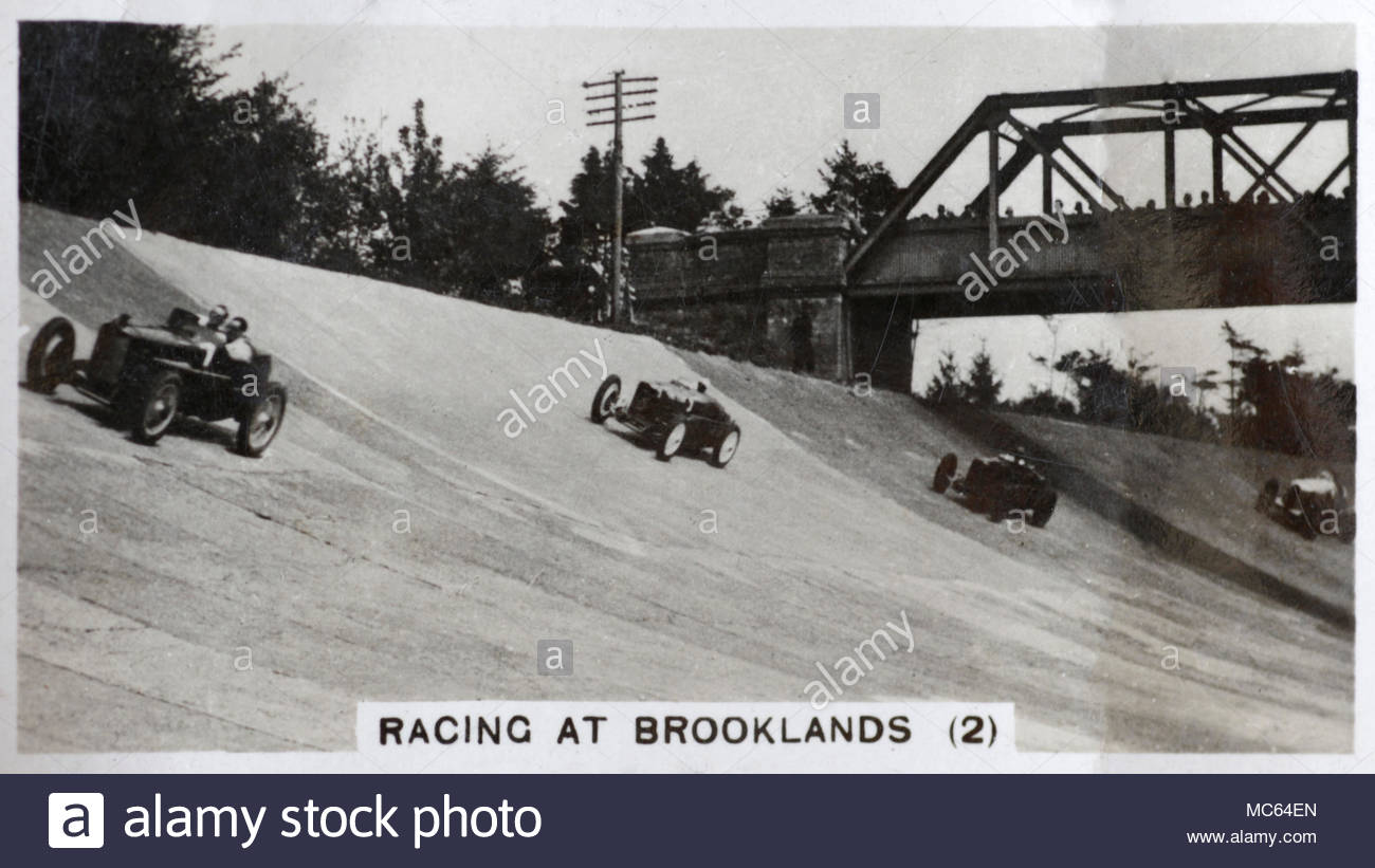 Rennen in Brooklands - ein Moment während des Rennens für das Gold Vase, von Ire Kaye Don 1932 gewann Stockfoto