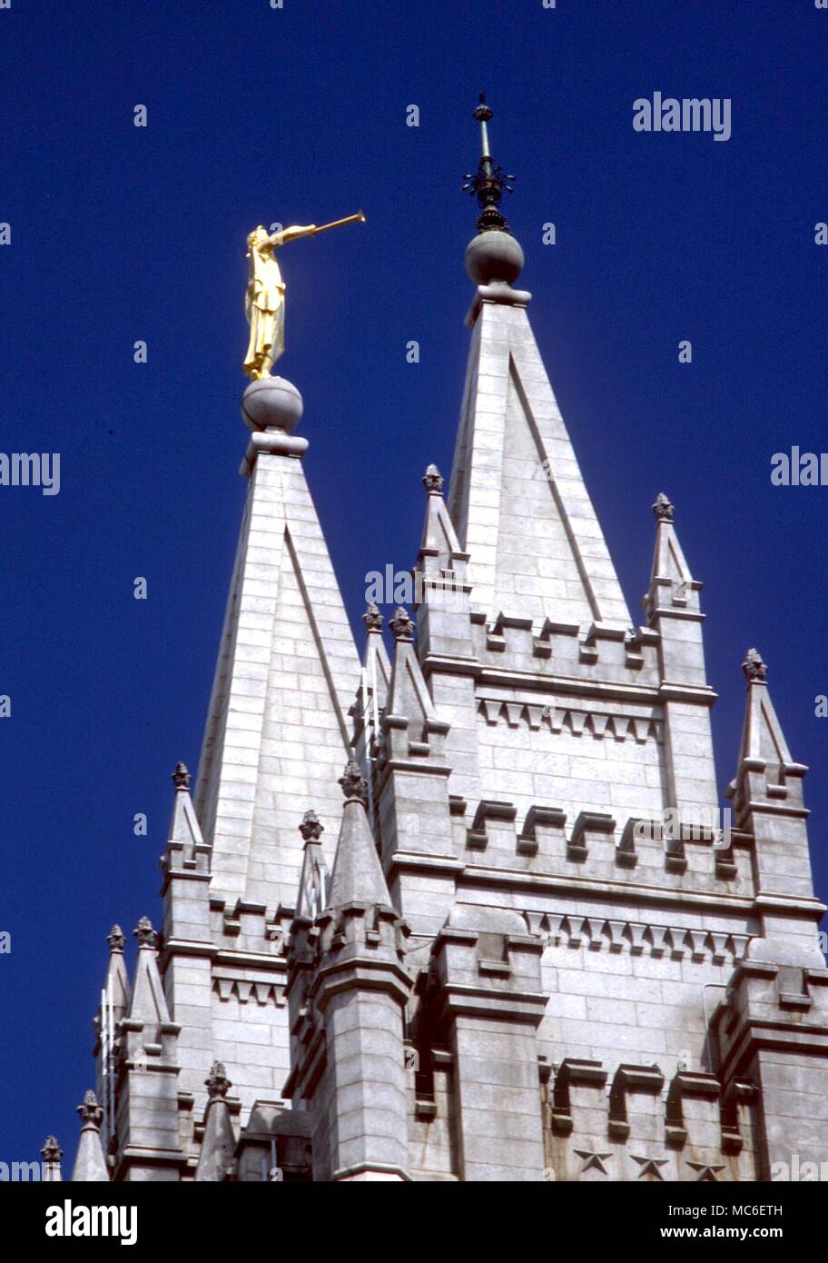 Engel - Engel Moroni, oben auf einem der Türme des Mormon Temple, Salt Lake City Stockfoto