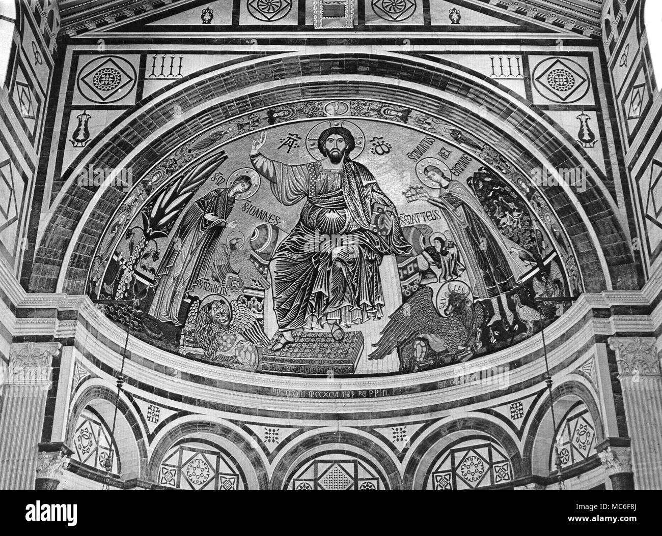 Apsis Mosaik von Christus auf dem Thron, in San Miniato al Monte, Florenz, c 1297 - verbunden mit dem Geheimnis der Fische Stockfoto