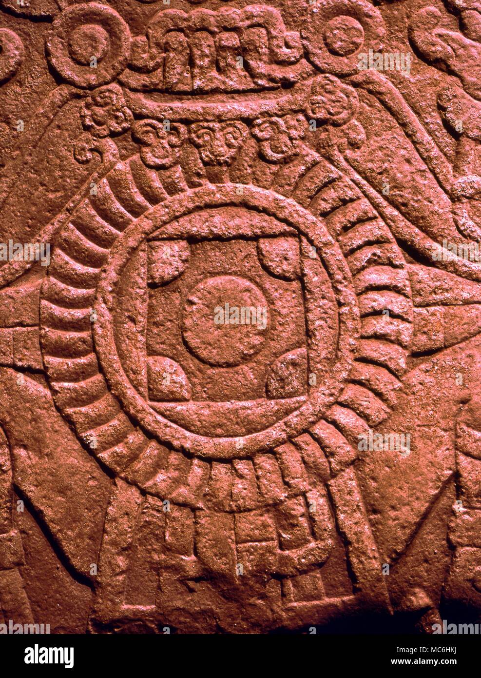 Omphalos Bild der "naval'' Glyphe auf dem Stein, auf dem die aztekische Göttin Coaticue stand. Die nationalen Anthropologischen Museum, Mexiko Stadt." Stockfoto