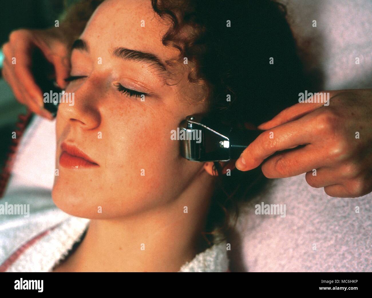 Beauty Behandlung in einem Gesundheit Salon Stockfoto