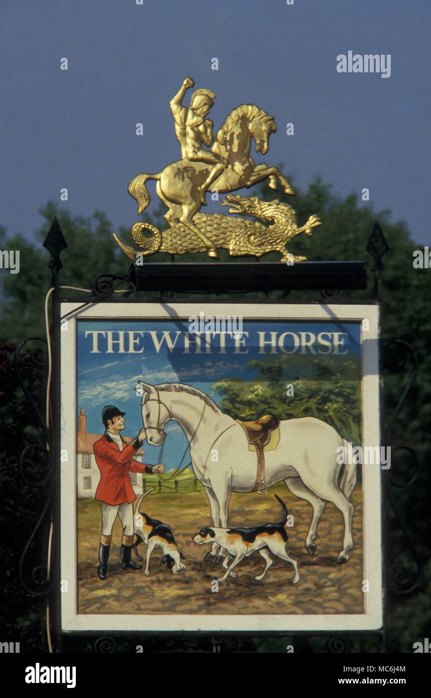 White Horse Pub Schild an der Hauptstraße in der Nähe von Wisbech Stockfoto