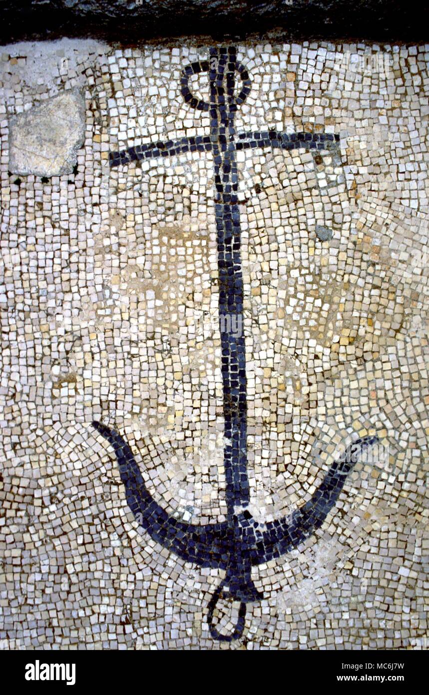 Christliche Symbole Anker als Symbol für Christus Mosaik in stock in Anceint Römisches Haus auf der Insel Delos Stockfoto
