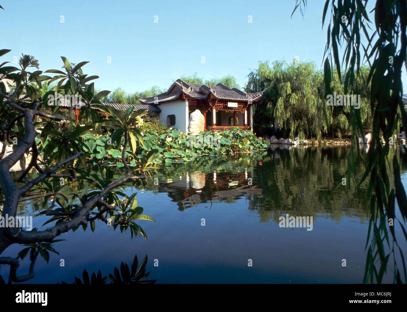 Feng Shui Chinesische Pavillon Uber Einen See Ein Beispiel Fur