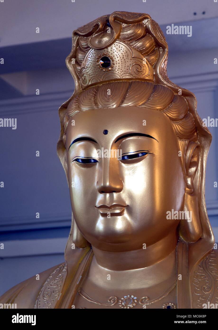 Kopf des Buddha in der oberen Terrasse des Kek Lok Si Tempels in Penang Stockfoto