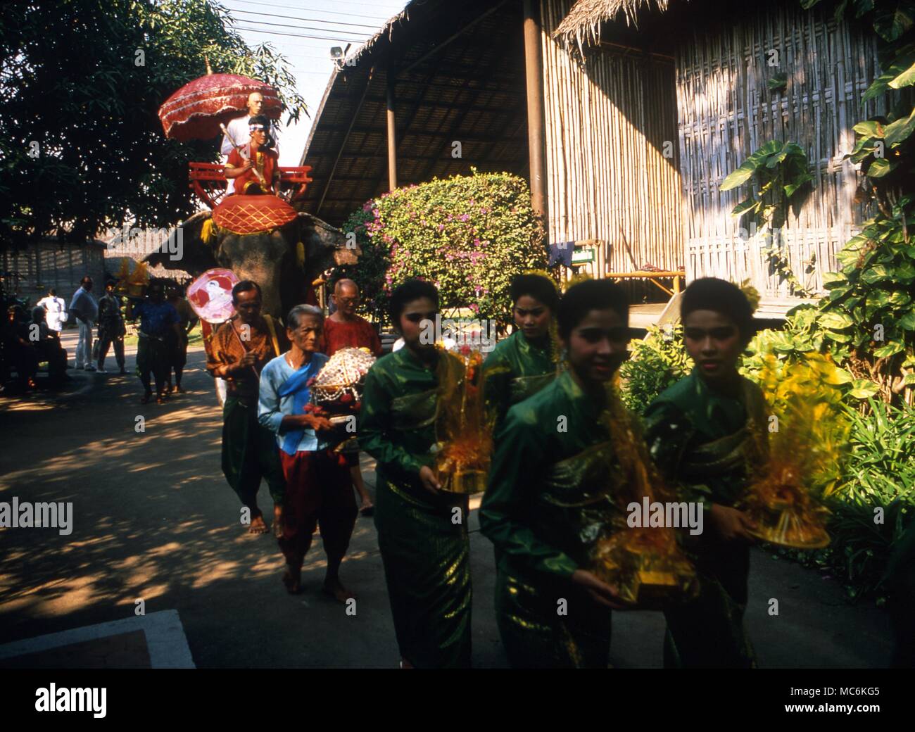 Buddhismus Zeremonie der Einweihung des buddhistischen Mönch in Thailand Stockfoto