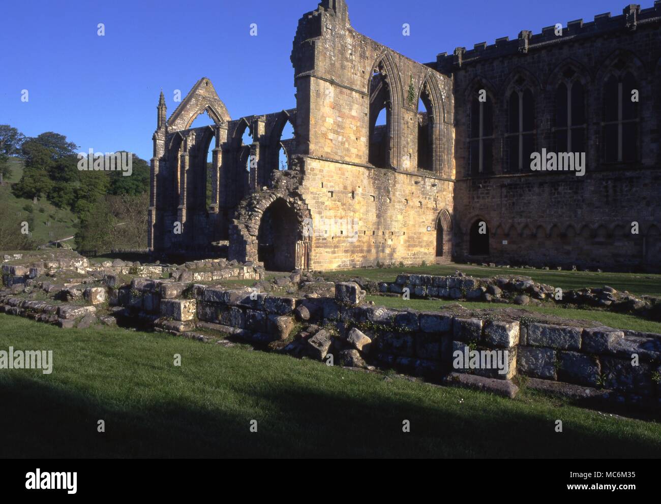 Frequentierten orten. Bolton Abbey in Yorkshire, ist der Geist von einem Mönch haunted Stockfoto