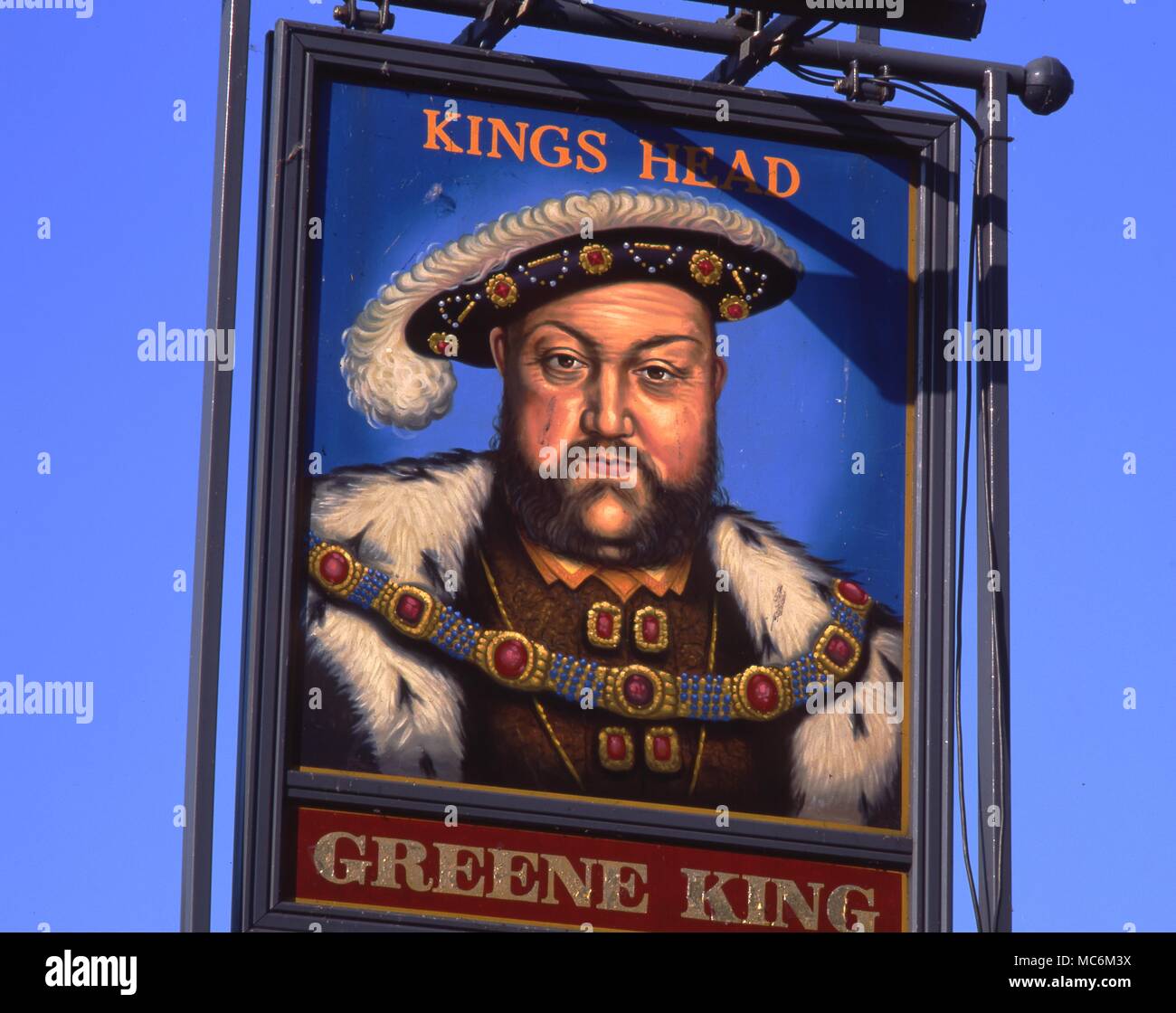 Inn Zeichen von Henry VIII an der Kings Head in Sudbury, Essex. Stockfoto