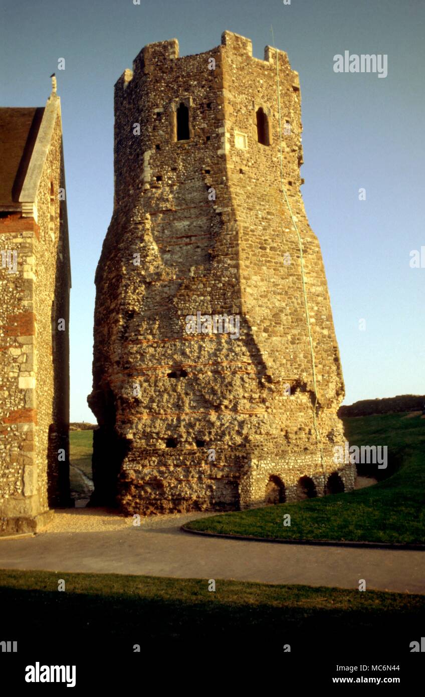 Dover der römischen Leuchtturm der Leuchtturm Pharos oder sagte, werden die ältesten noch stehenden Gebäude in England Stockfoto