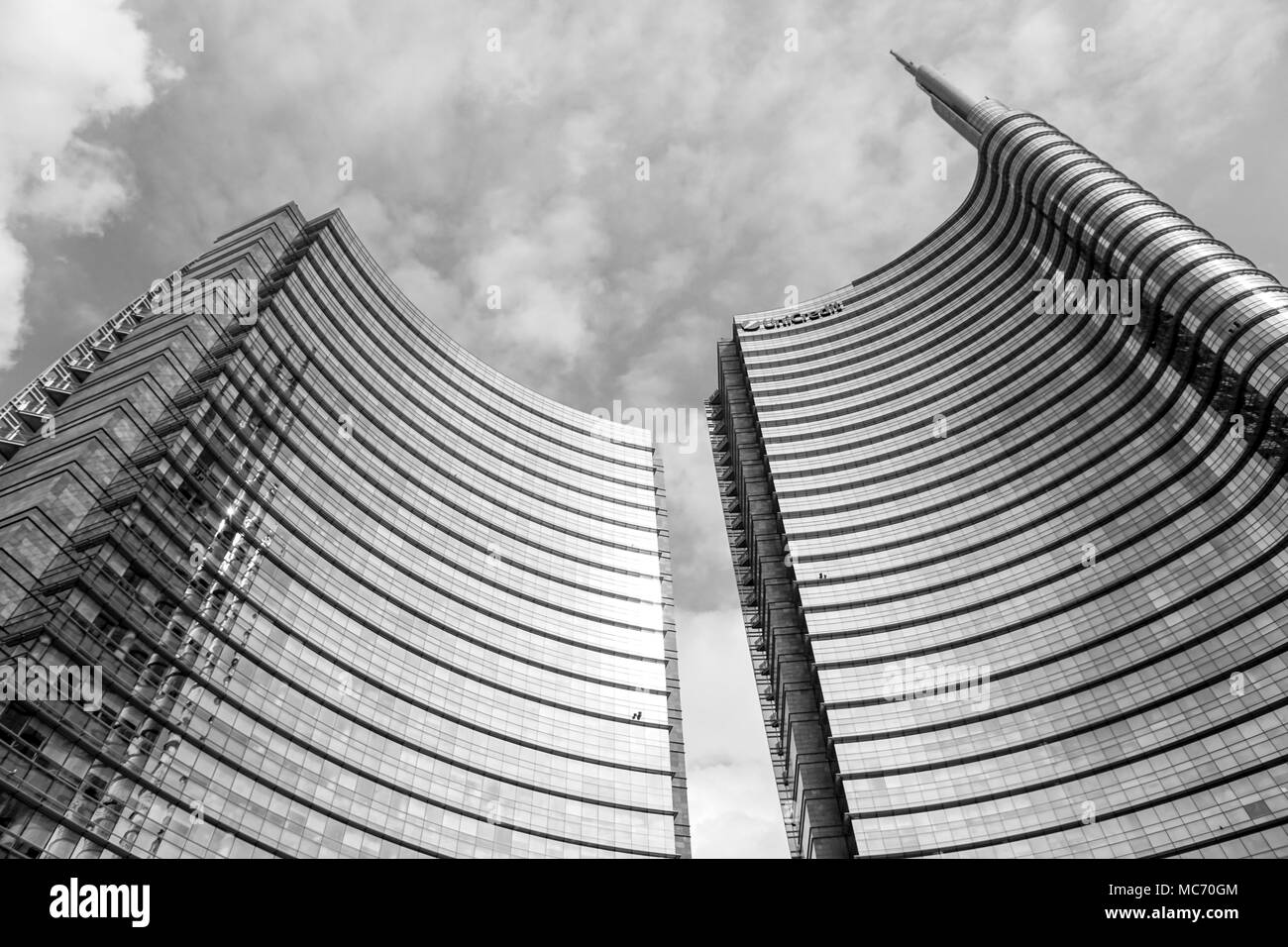 Mailand, Italien - Oktober 05, 2016: Unicredit bank Glas hochhaustürmen am 05. Oktober 2016 in Mailand, Italien Stockfoto