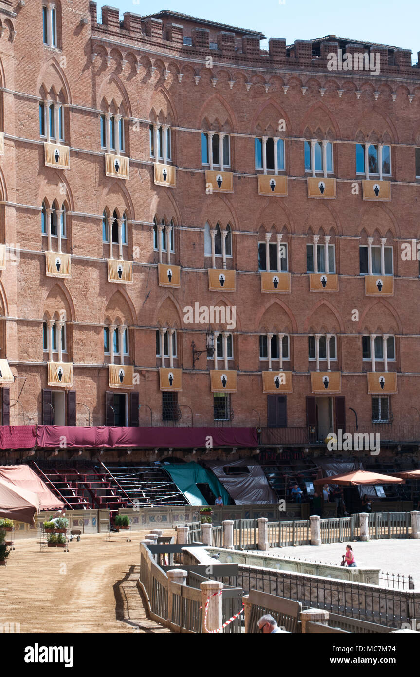 Palio di Siena - Piazza del Siena. Berühmte ungesatteltes Pferd in der Toskana, Italien. Stockfoto