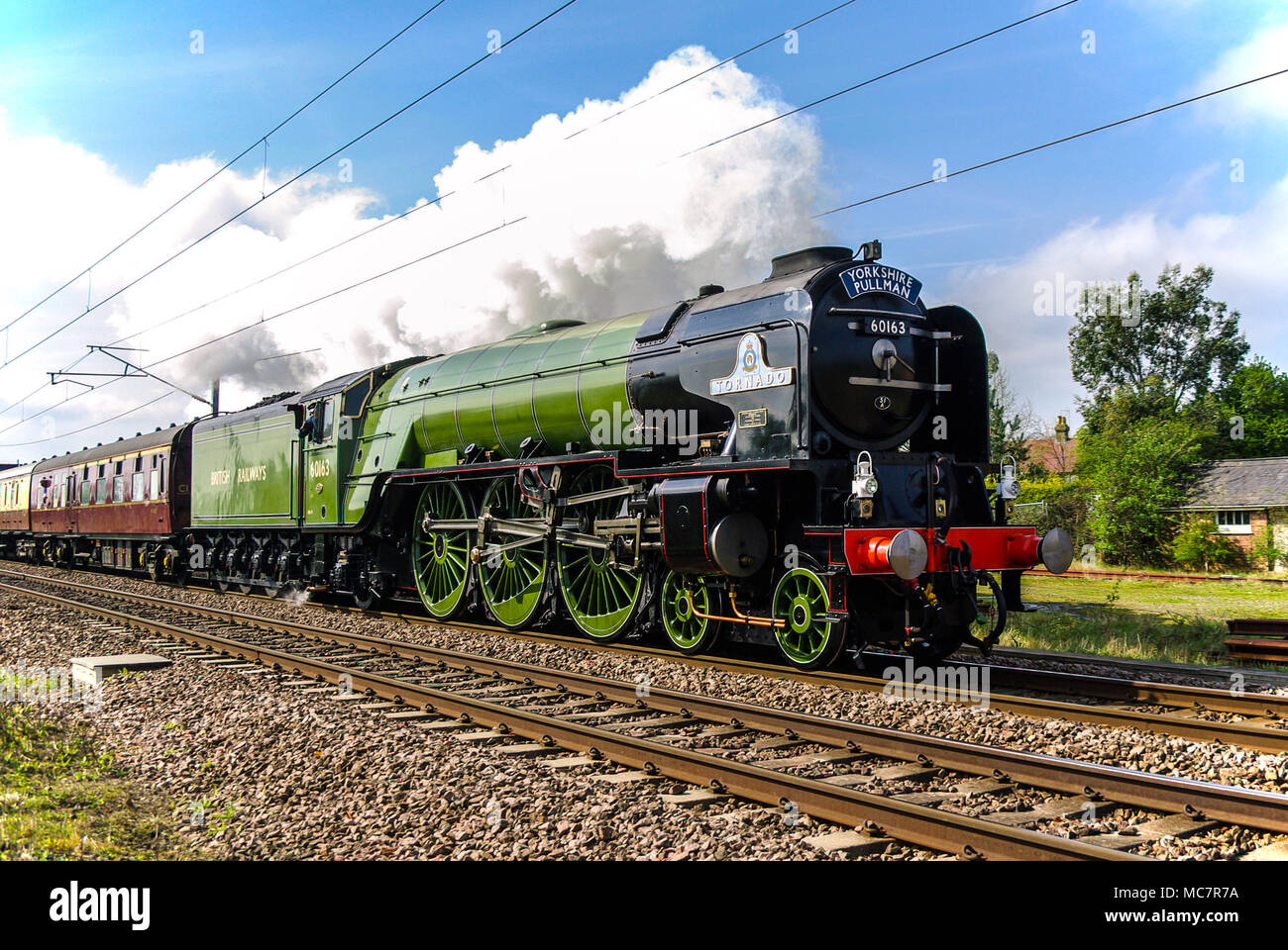 LNER Peppercorn Class A1 60163 Tornado neue Dampflokomotive, die Yorkshire Pullman nach York zieht. 2008 fertiggestellt, verkehrt es oft auf britischen Hauptstrecken Stockfoto