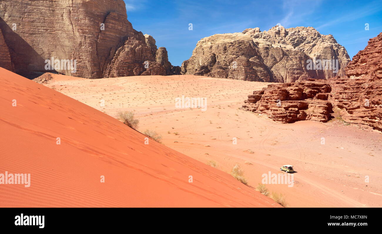 Roter Sand dune, Wadi Rum Wüste, Jordanien Stockfoto