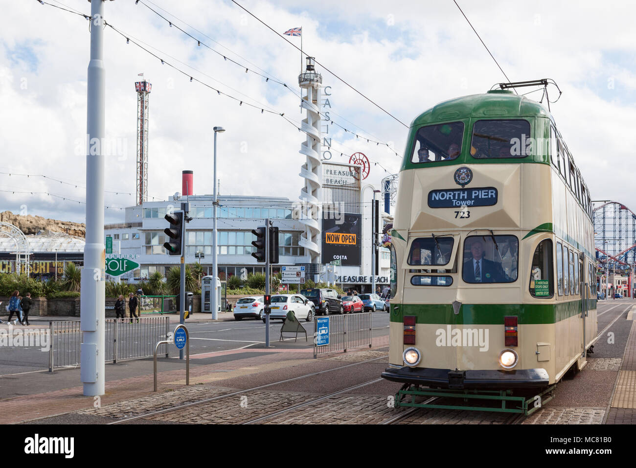 Erbe der Straßenbahn an der Promenade von Blackpool, Lancashire. Stockfoto Erbe der Straßenbahn an der Promenade von Blackpool, Lancashire. Stockfoto