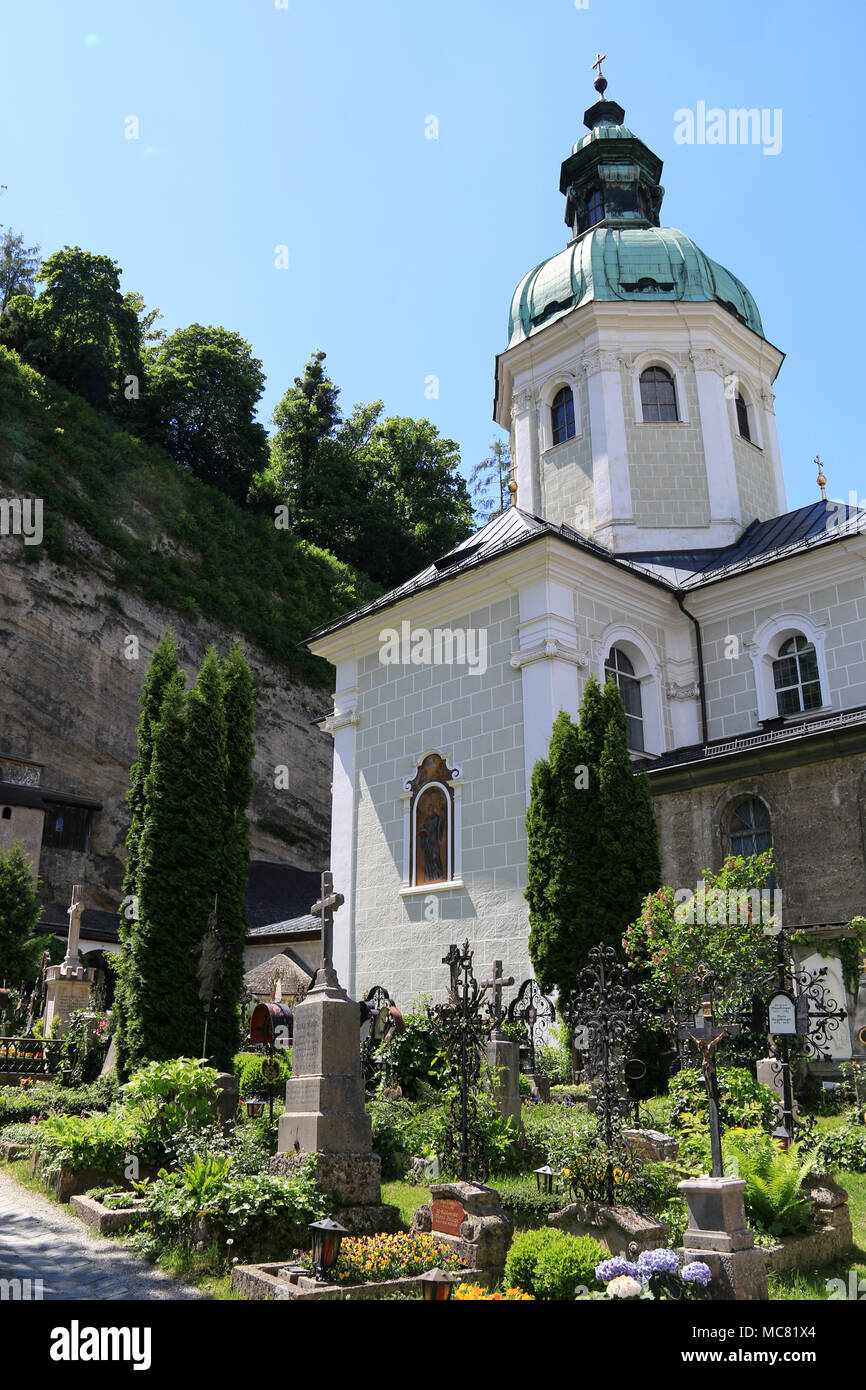 Friedhof St. Peter und St. Peter Abtei in Salzburg, Österreich Stockfoto