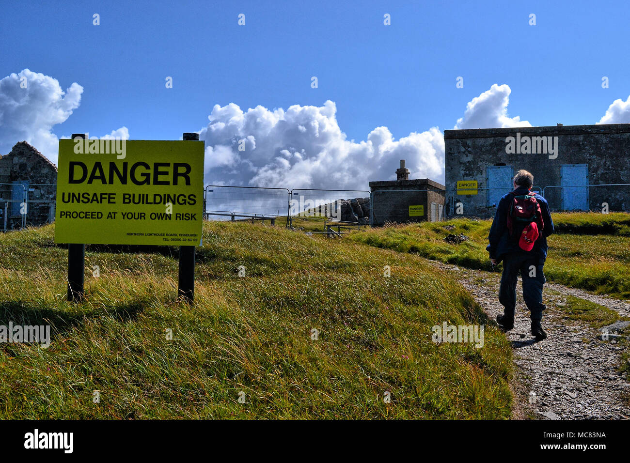 Unsichere militärische Bauten auf Cape Wrath, Highlands, Schottland Stockfoto
