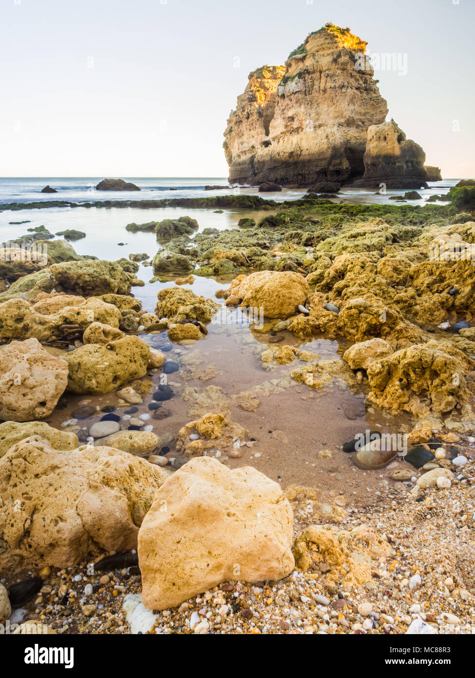 Praia de Sao Rafael (Sao Rafael Strand) in der Region der Algarve, Portugal. Stockfoto