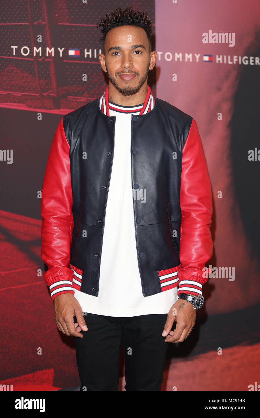 Lewis Hamilton ist bekannt als globale Marke Botschafter für Tommy Hilfiger  Herren Mit: Lewis Hamilton Wo: London, Großbritannien Wann: 15 Mar 2018  Credit: Lia Toby/WENN.com Stockfotografie - Alamy