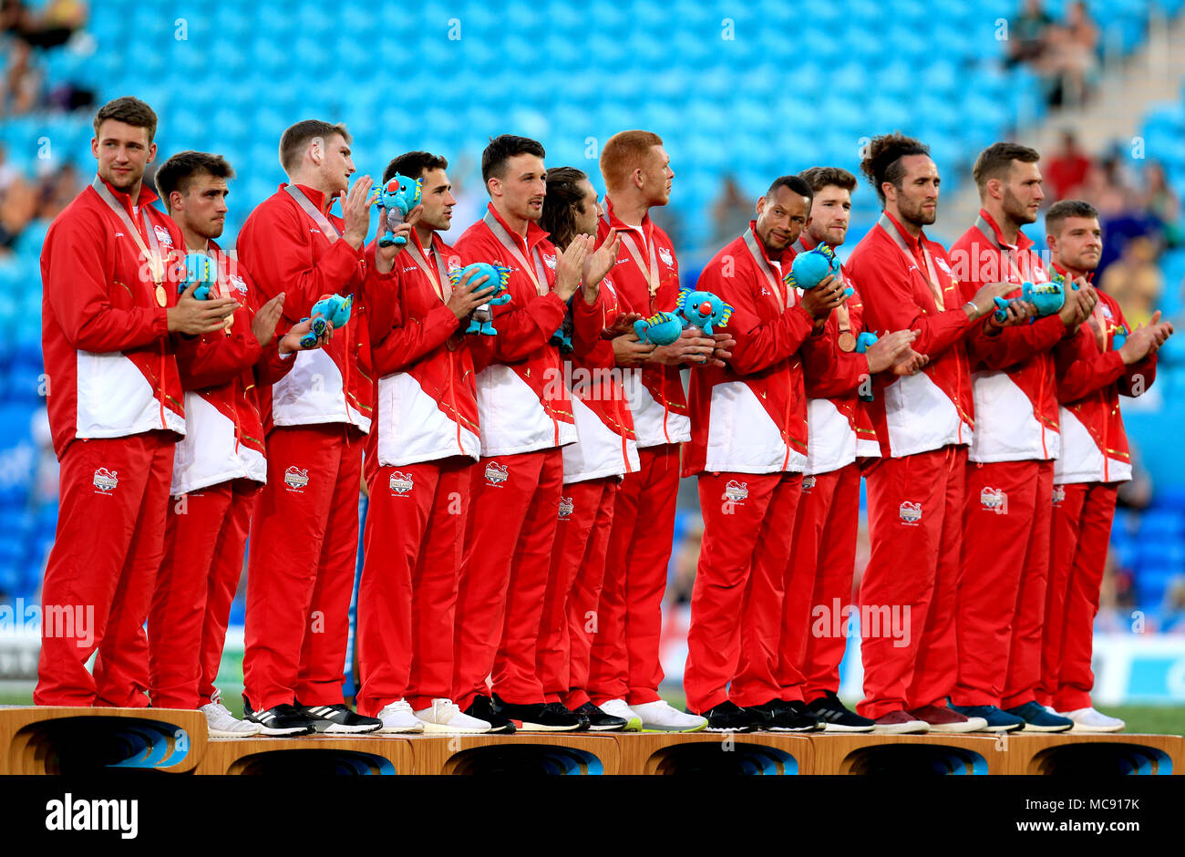 Der England Männer Rugby Team feiern Bronze gewann bei den Herren Rugby Sevens auf der Robina Stadion bei Tag elf der Commonwealth Games 2018 in der Gold Coast, Australien. Stockfoto