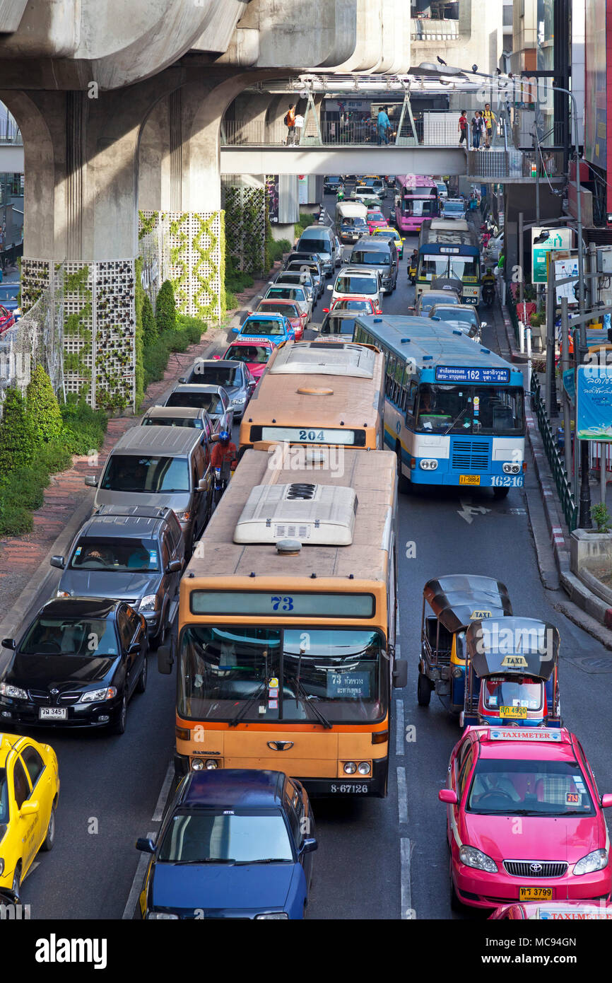 Verkehr in Bangkok, Thailand Stockfoto