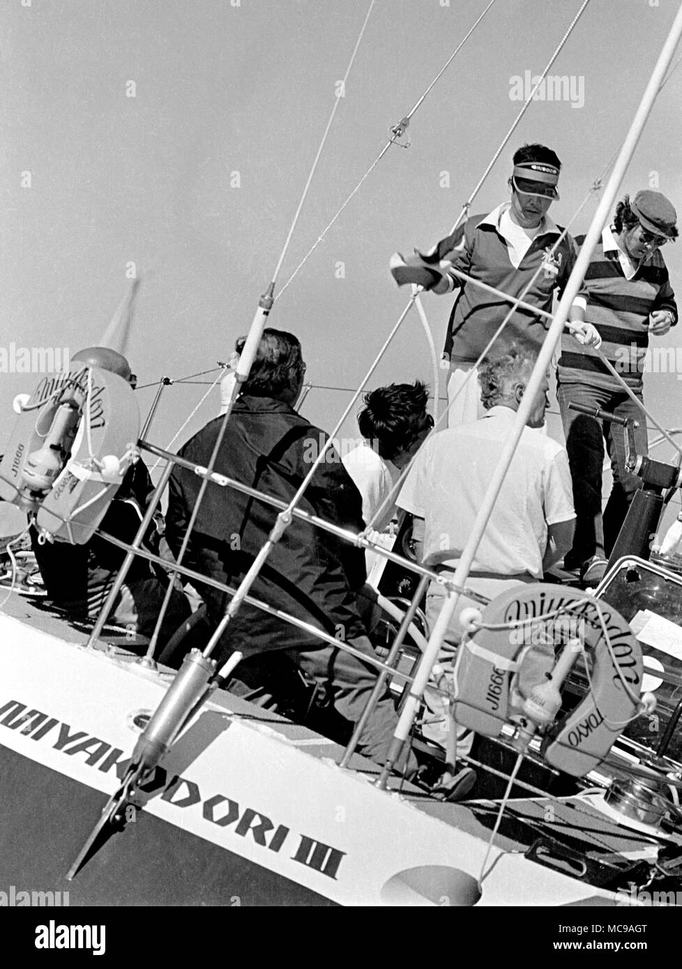 AJAXNETPHOTO. 1977. SOLENT, England. ADMIRAL'S CUP - INSHORE RACE - MIYAKADORI (Japan). Foto: Jonathan Eastland/AJAX REF: 1977 11031 Stockfoto