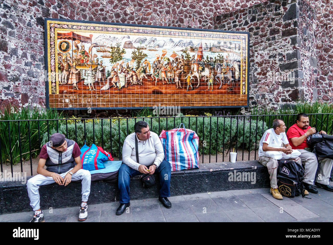 Mexiko-Stadt, Mexikanisch, Hispanic, Centro historico, historisches Zentrum, Jose Maria Pino Suarez, Kirche und Krankenhaus von Jesus Nazareno, Fliesengemälde, Moctezuma I Stockfoto