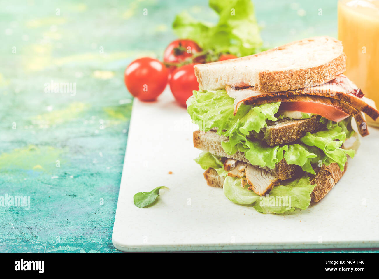 Healhy Frühstück auf dem Marmorboden. Stockfoto