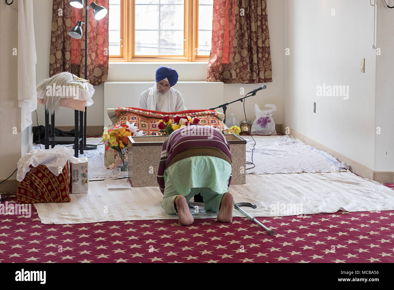Mit Einem Mann Einem Sikh Priester Ein Granthi Lesen Sri