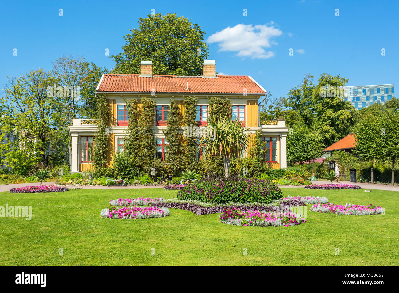 Haus mit Blumengarten an der öffentlichen Garten Gesellschaft von Göteborg Stockfoto