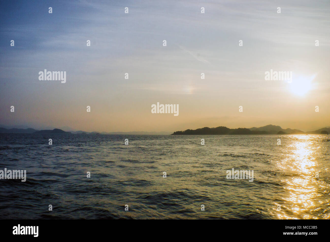 Landschaft des Qiandao Lake, Jingdezhen County, Hangzhou, Provinz Zhejiang, China. Stockfoto
