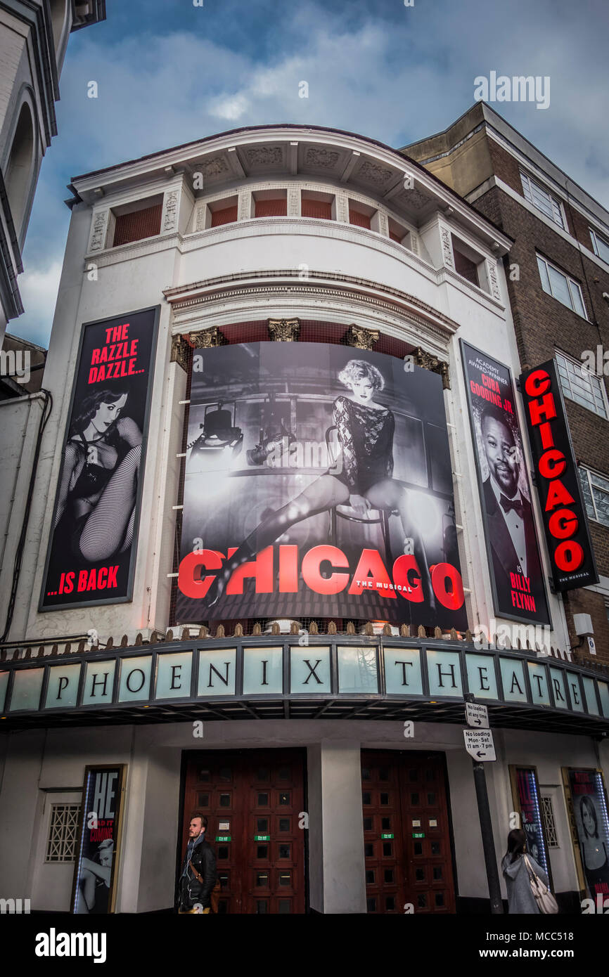 Die smash-Hit Broadway Musical Chicago am Phoenix Theater in der Charing Cross Road, London, WC2, Großbritannien Stockfoto