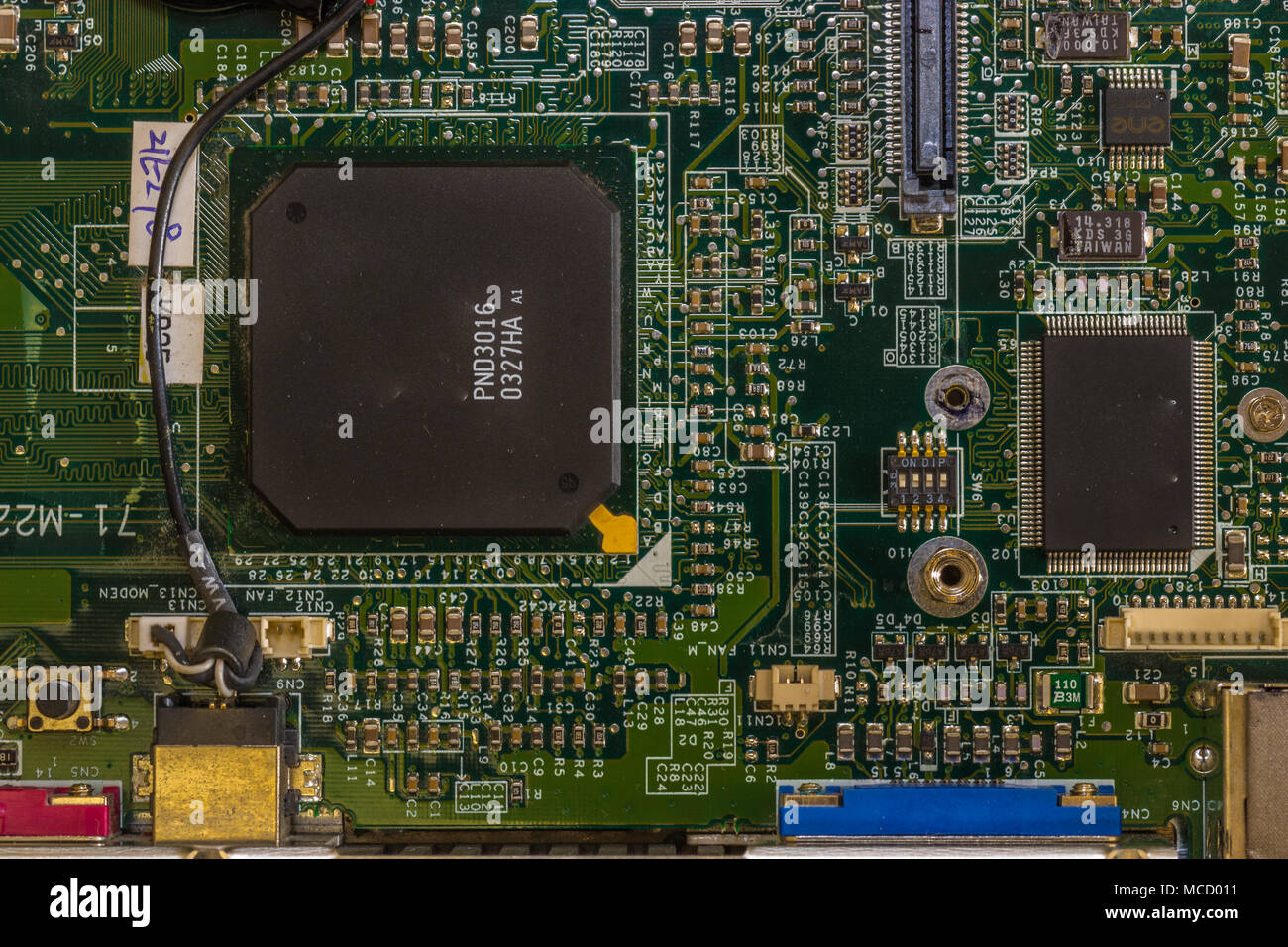 Nahaufnahme der Computer motherboard zeigt Details der einzelnen Komponenten Stockfoto