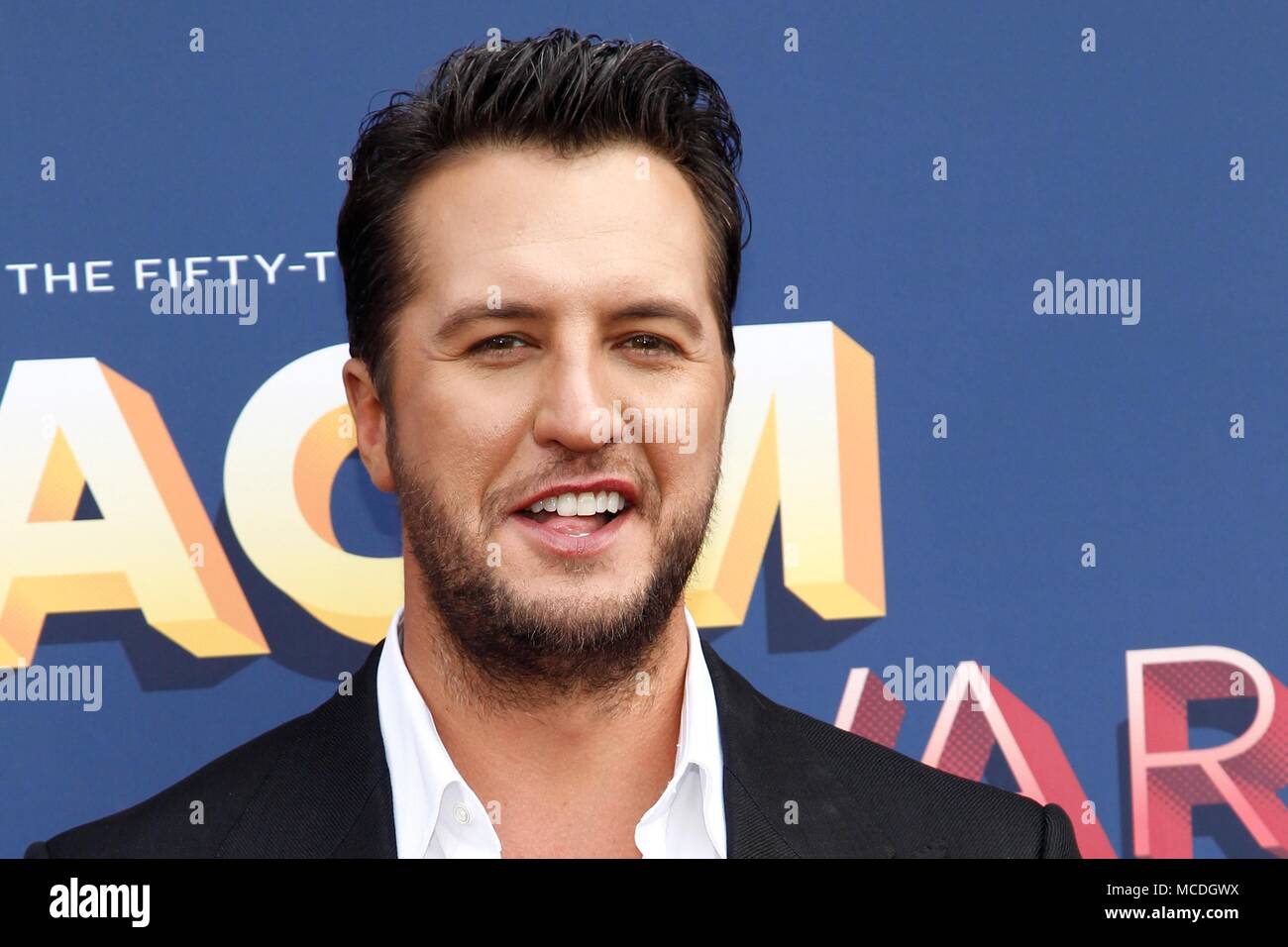 Luke Bryan bei der Ankunft für 53 Akademie der Country Music (ACM) Awards - Ankünfte 3, MGM Grand Garden Arena in Las Vegas, NV 15. April 2018. Foto: JA/Everett Collection Stockfoto