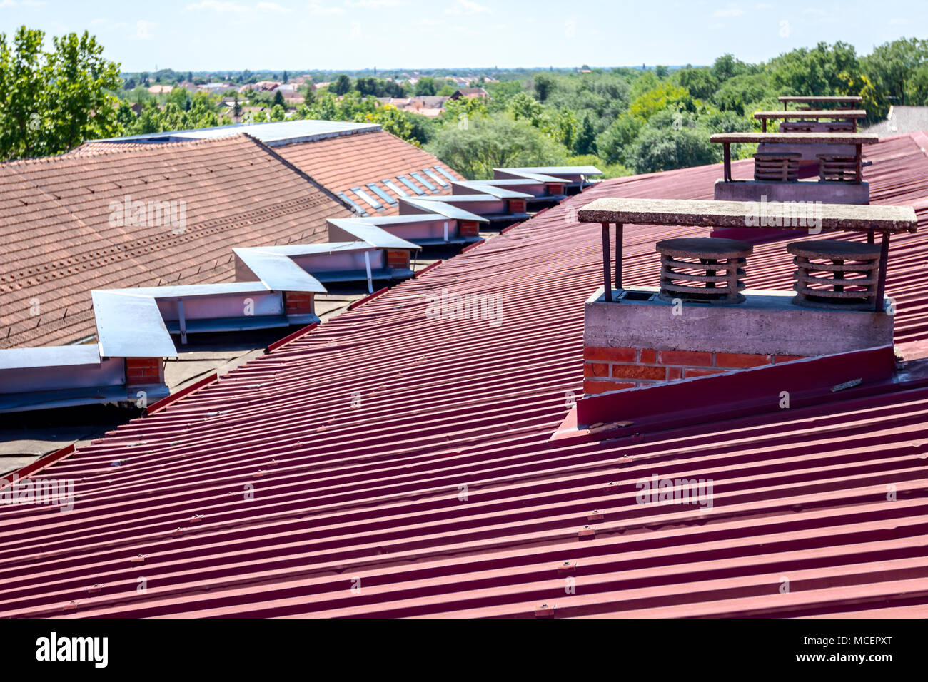 Roof Vent Stockfotos & Roof Vent Bilder - Seite 3 - Alamy