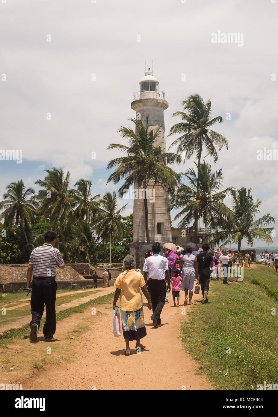 Die Leute, die Galle Leuchtturm, Galle, Sri Lanka, Asien. Stockfoto