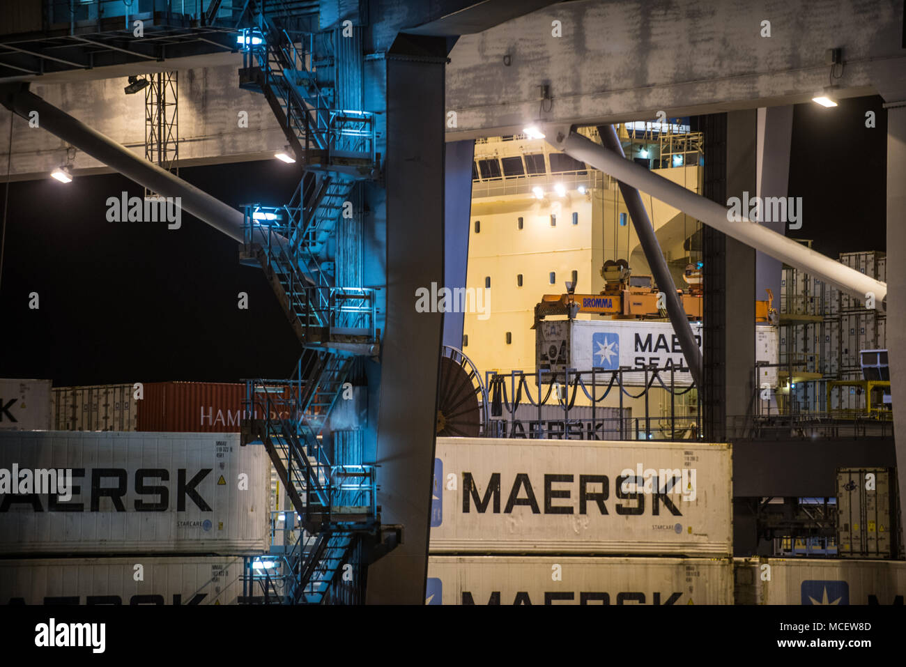 Portighese bulk carrier Bomar Caen laden in Vado Ligure, Iraly Stockfoto