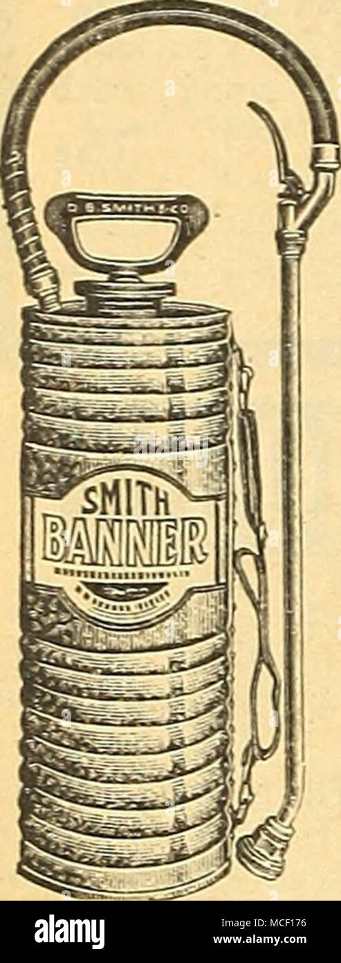 . Old Hand Duster eine neue Art von Staub Gewehr und die bei Weitem effizienteste Hand duster in der Existenz. Kapazität ein Pfund. Gewährleistet eine einheitliche mit jedem Schlag der Pistole bis zum letzten Partikel des Staubes in der Kammer. Eine neue Zwei-wege Staubschutzkappe wird Staub über und unter verlässt. $ 1,65 Postpaid. Druckluft Sprüher Smith Banner. Ein 4 Gallone Druckluft Sprüher der überlegene Konstruktion. Komplett mit einem befreit Düse und Verlängerungsstange angebracht. Zincgrip Stahl Tank S 7.20. Blitz. 3^ Gal. Im ap-pearance und Konstruktion dieser Feldspritze ist ähnlich wie die oben genannten. Zincgrip Stockfoto